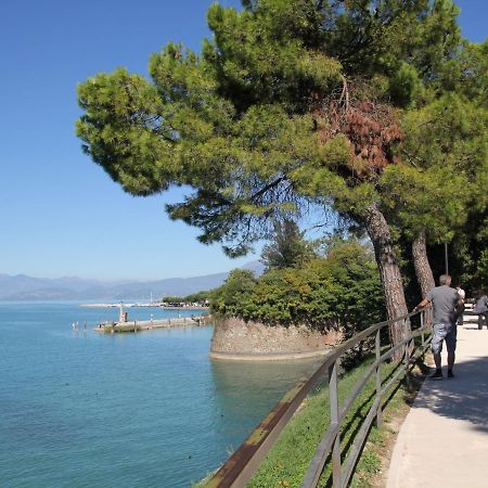Apartment Belvedere Village-4 By Interhome Castelnuovo del Garda Bagian luar foto