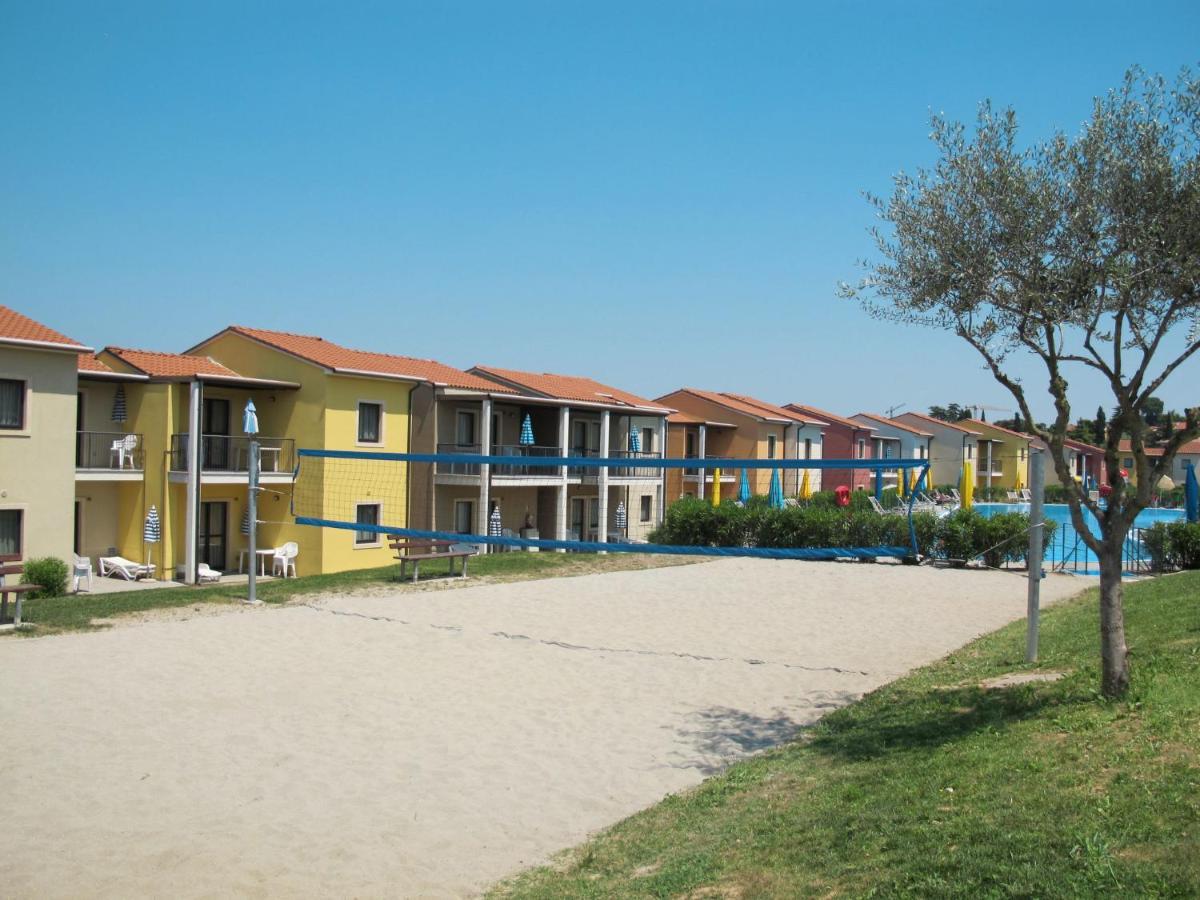 Apartment Belvedere Village-4 By Interhome Castelnuovo del Garda Bagian luar foto