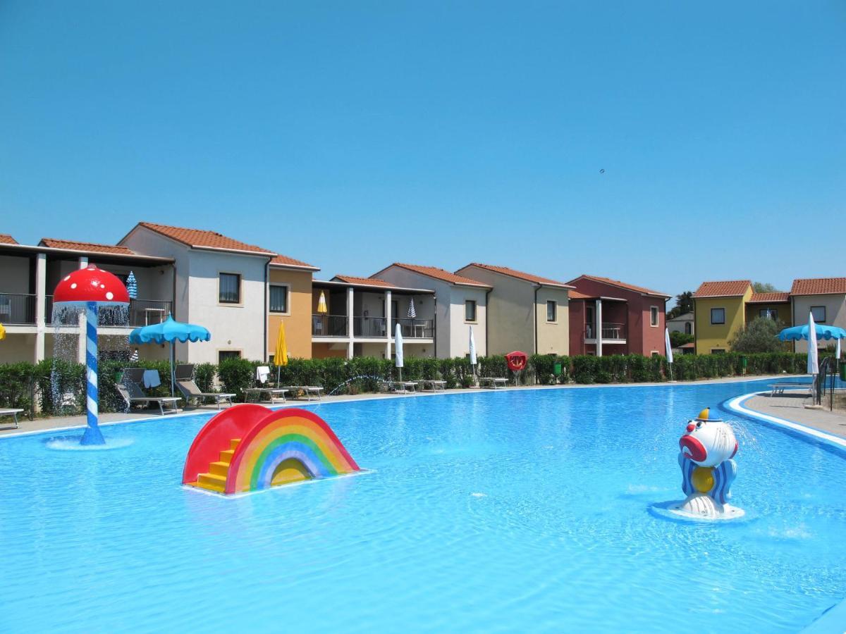 Apartment Belvedere Village-4 By Interhome Castelnuovo del Garda Bagian luar foto