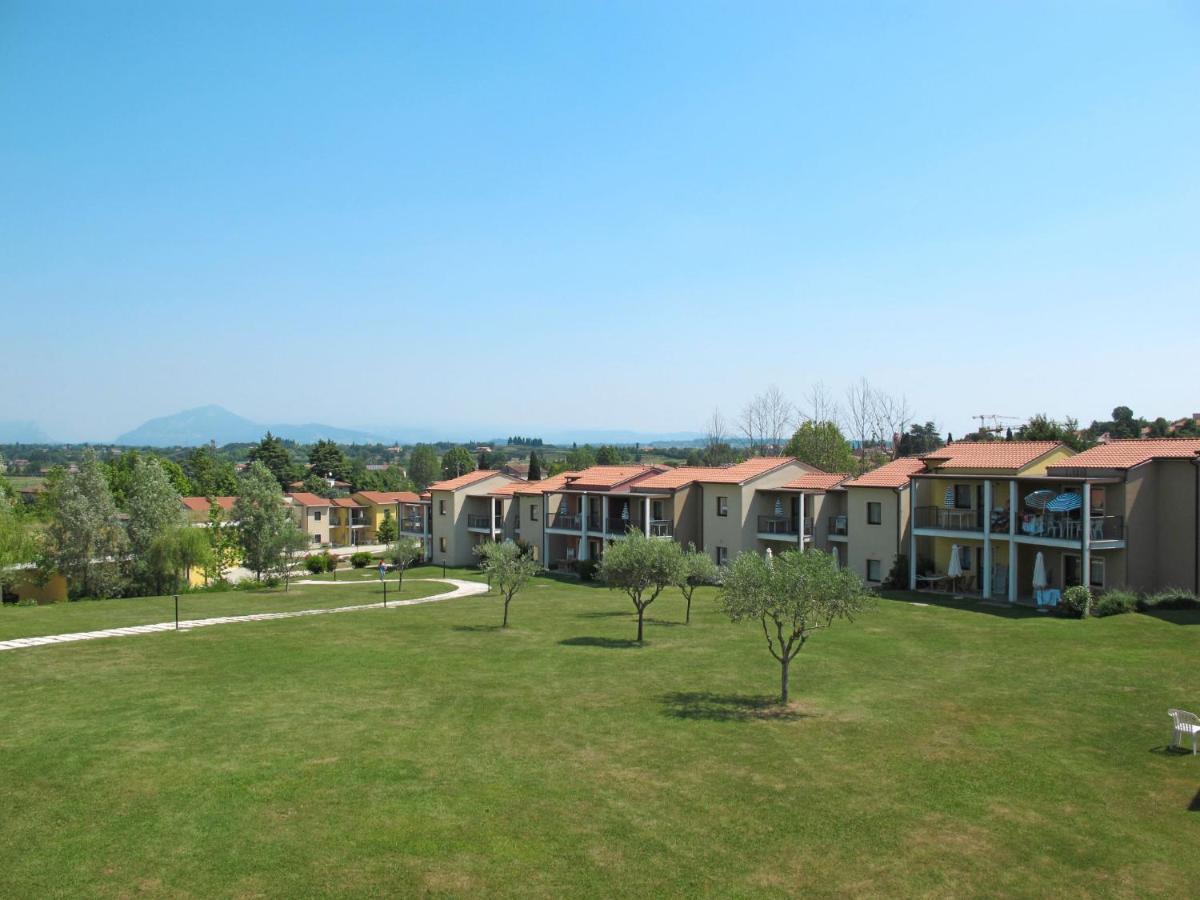 Apartment Belvedere Village-4 By Interhome Castelnuovo del Garda Bagian luar foto